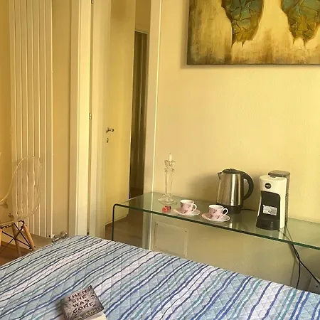 Lily Ca Apartment *